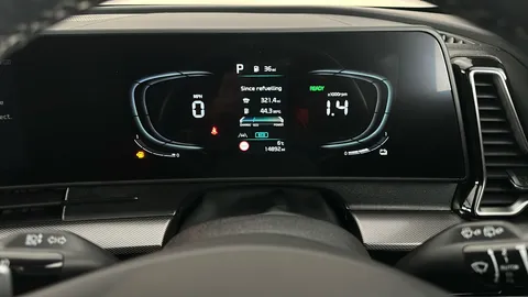 KIA SPORTAGE 1.6T GDi HEV GT-Line Auto