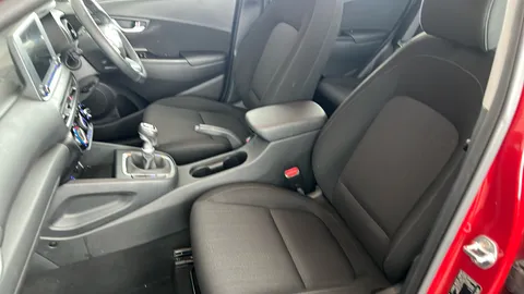 HYUNDAI KONA 1.0 TGDi 48V MHEV SE Connect