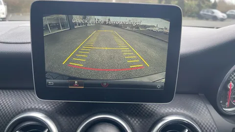 MERCEDES-BENZ A CLASS A180 Sport Auto