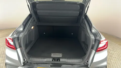 RENAULT ARKANA 1.6 E-Tech full hybrid 145 Engineered Auto