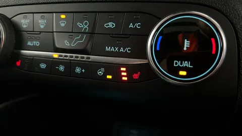 FORD KUGA 2.5 PHEV ST-Line X Edition CVT