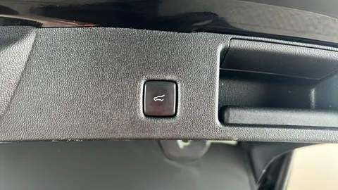 FORD KUGA 2.5 PHEV ST-Line X Edition CVT