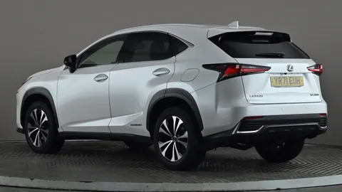 LEXUS NX 300h 2.5 CVT [8" Nav]