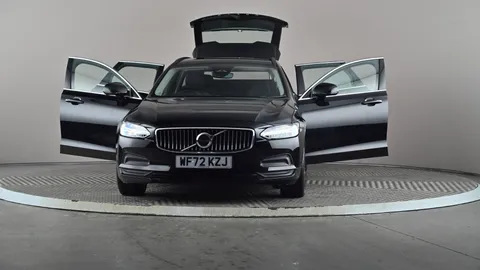 VOLVO V90 2.0 B4P Core Auto