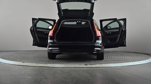 VOLVO V90 2.0 B4P Core Auto
