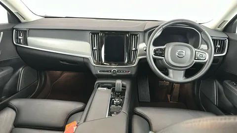 VOLVO V90 2.0 B4P Core Auto