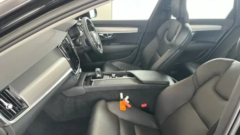 VOLVO V90 2.0 B4P Core Auto