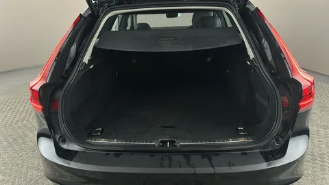 VOLVO V90 2.0 B4P Core Auto