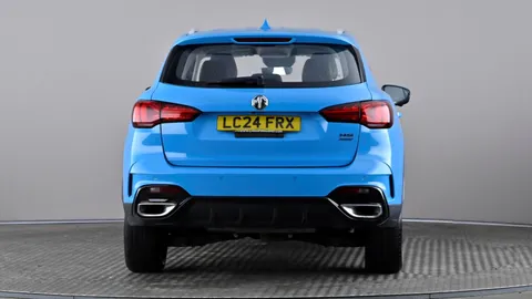 MG MOTOR UK HS 1.5 T-GDI PHEV SE Auto
