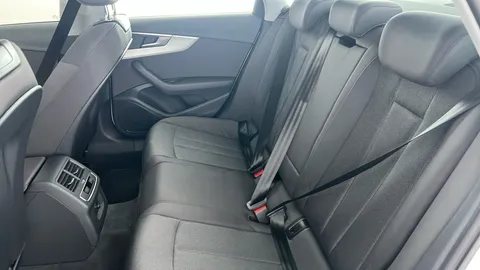 AUDI A4 35 TFSI Technik S Tronic