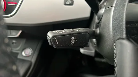 AUDI A4 35 TFSI Technik S Tronic