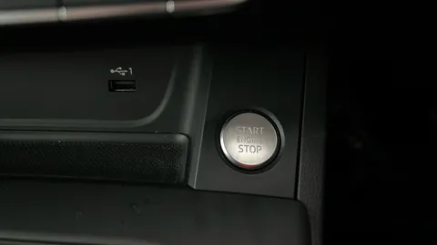 AUDI A4 35 TFSI Technik S Tronic