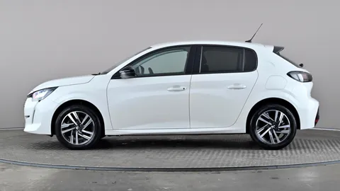 PEUGEOT 208 1.2 PureTech 100 Allure Premium +