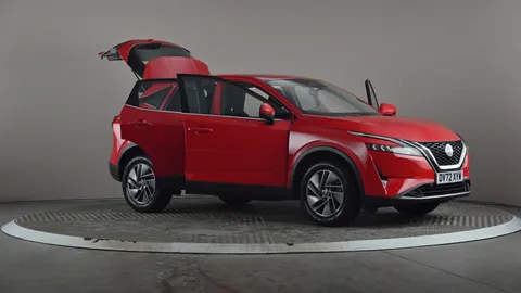 NISSAN QASHQAI 1.3 DiG-T MH Acenta Premium