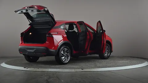 NISSAN QASHQAI 1.3 DiG-T MH Acenta Premium