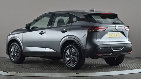 NISSAN QASHQAI 1.3 DiG-T MH Acenta Premium