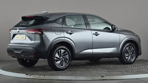 NISSAN QASHQAI 1.3 DiG-T MH Acenta Premium