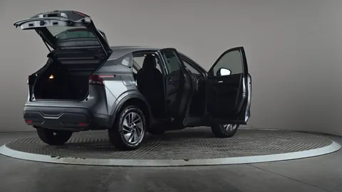 NISSAN QASHQAI 1.3 DiG-T MH Acenta Premium