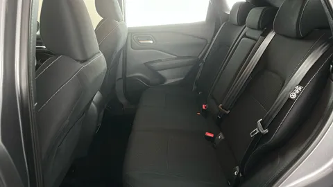 NISSAN QASHQAI 1.3 DiG-T MH Acenta Premium