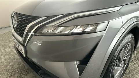 NISSAN QASHQAI 1.3 DiG-T MH Acenta Premium