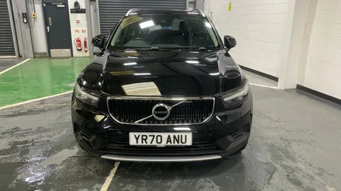 VOLVO XC40 1.5 T3 [163] Momentum