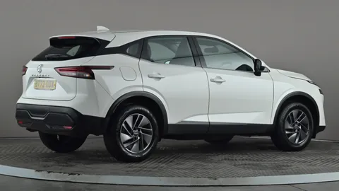 NISSAN QASHQAI 1.3 DiG-T MH 158 Acenta Premium Xtronic