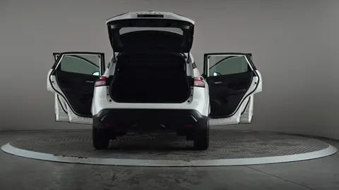 NISSAN QASHQAI 1.3 DiG-T MH 158 Acenta Premium Xtronic