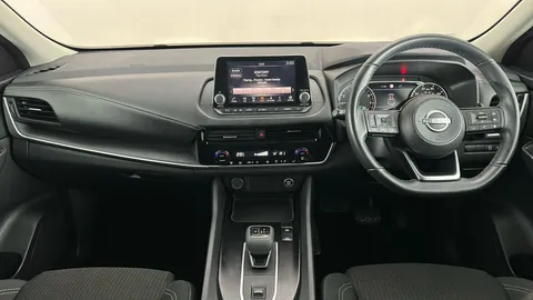 NISSAN QASHQAI 1.3 DiG-T MH 158 Acenta Premium Xtronic