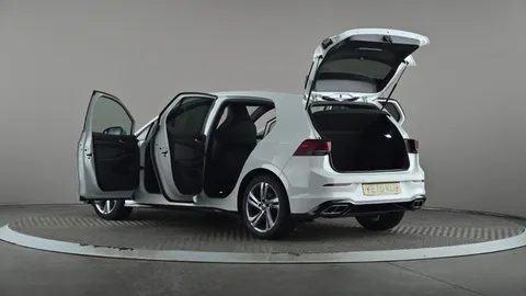 VOLKSWAGEN GOLF 1.5 TSI 150 R-Line