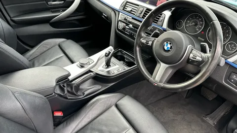 BMW 4 SERIES 420i M Sport Auto [Professional Media]