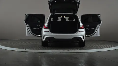 BMW 3 Series Touring 320d xDrive MHT M Sport Step Auto