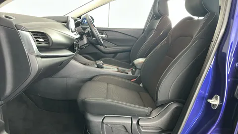 NISSAN QASHQAI 1.3 DiG-T MH 158 Acenta Premium Xtronic