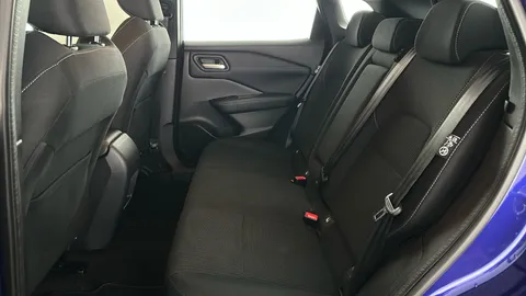 NISSAN QASHQAI 1.3 DiG-T MH 158 Acenta Premium Xtronic