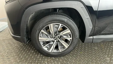 HYUNDAI TUCSON 1.6 TGDi SE Connect 2WD