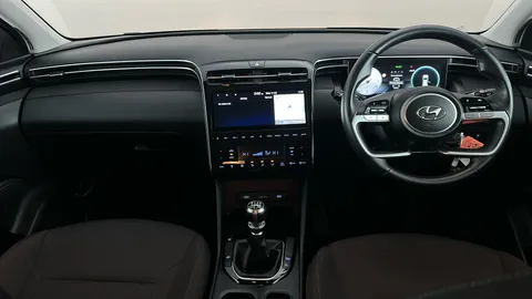 HYUNDAI TUCSON 1.6 TGDi SE Connect 2WD