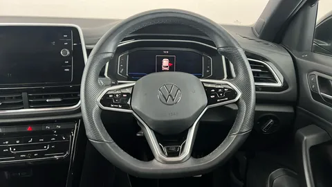 VOLKSWAGEN T-ROC 1.5 TSI R-Line
