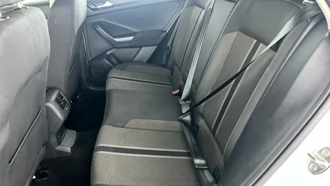 VOLKSWAGEN T-ROC 1.0 TSI SE