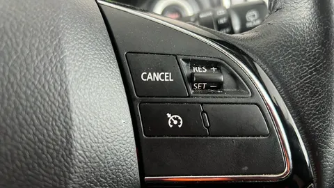 MITSUBISHI MIRAGE 1.2 First Edition