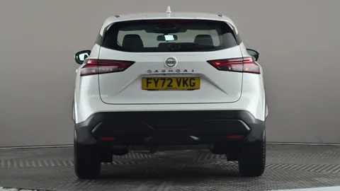 NISSAN QASHQAI 1.3 DiG-T MH 158 Acenta Premium Xtronic