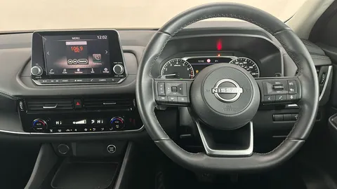 NISSAN QASHQAI 1.3 DiG-T MH 158 Acenta Premium Xtronic