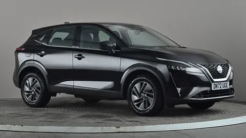 NISSAN QASHQAI 1.3 DiG-T MH Acenta Premium