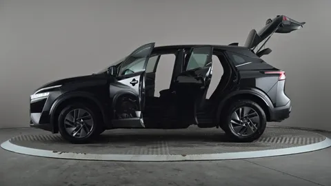 NISSAN QASHQAI 1.3 DiG-T MH Acenta Premium