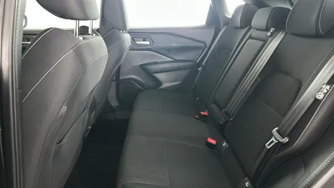 NISSAN QASHQAI 1.3 DiG-T MH Acenta Premium