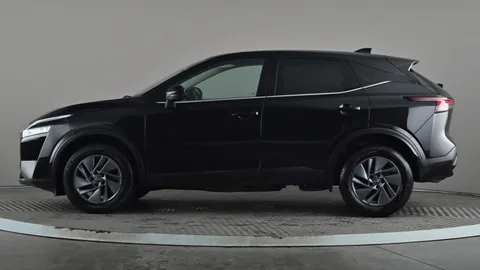 NISSAN QASHQAI 1.3 DiG-T MH 158 Acenta Premium Xtronic