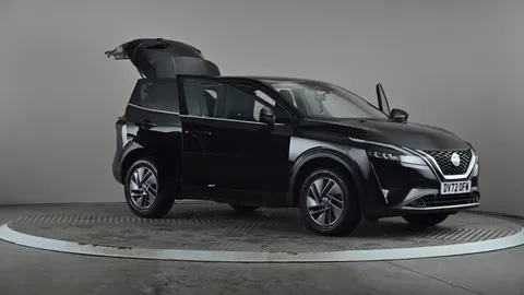 NISSAN QASHQAI 1.3 DiG-T MH 158 Acenta Premium Xtronic