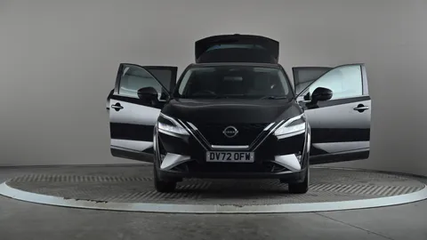 NISSAN QASHQAI 1.3 DiG-T MH 158 Acenta Premium Xtronic