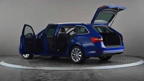 SKODA SUPERB 1.4 TSI iV SE Technology DSG