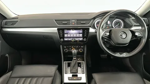 SKODA SUPERB 1.4 TSI iV SE Technology DSG