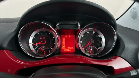 VAUXHALL ADAM 1.2i Energised