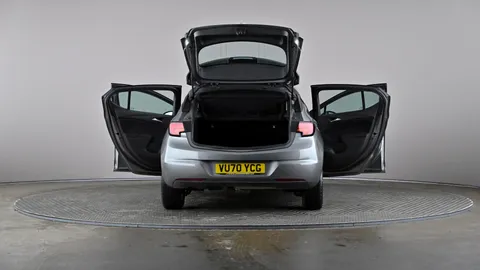 VAUXHALL ASTRA 1.2 Turbo Business Edition Nav